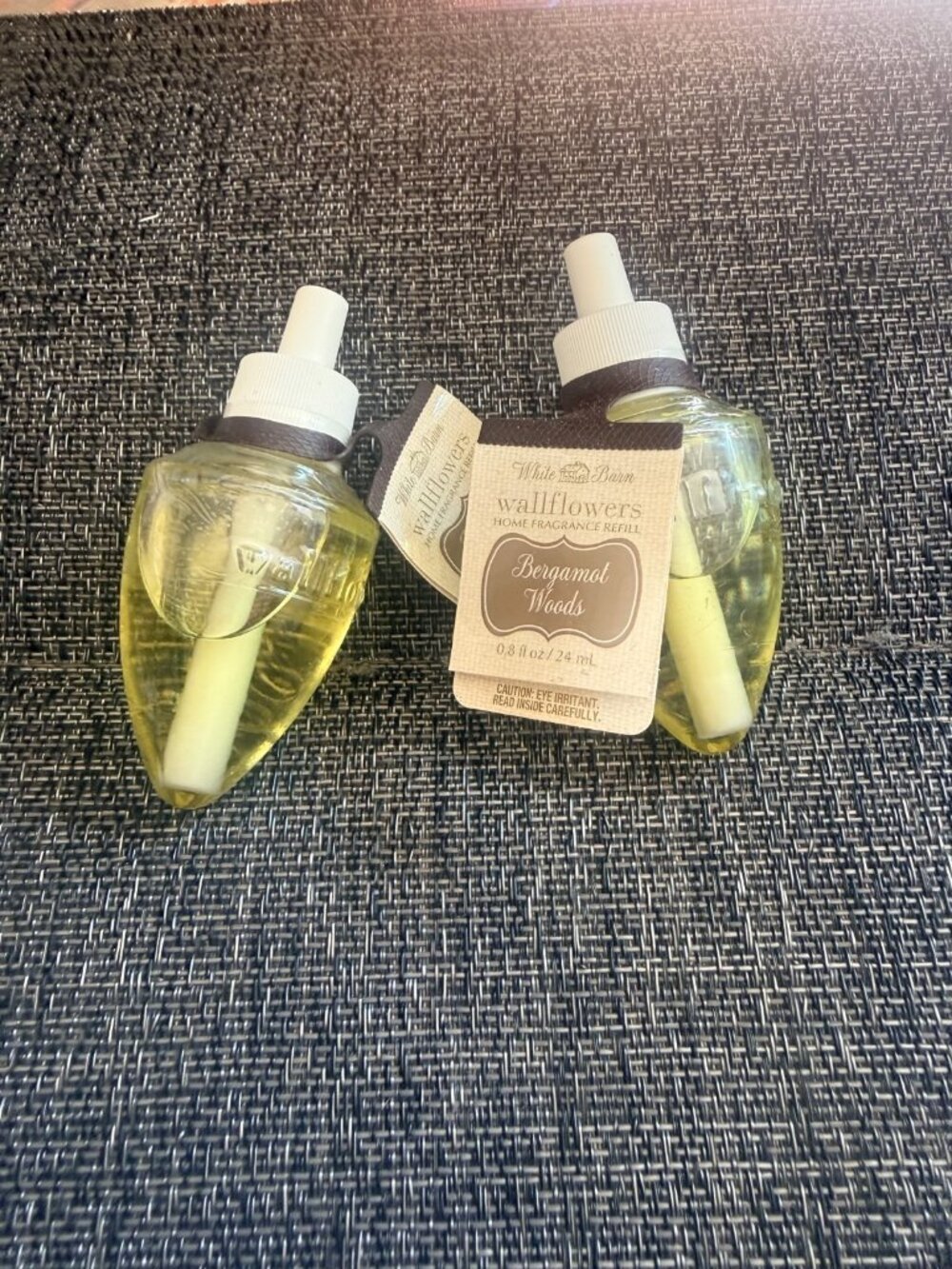 Bath And Body Works Wallflowers Bergamot Woods 2 pack